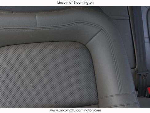 New 2026 Lincoln Corsair Premiere image 18