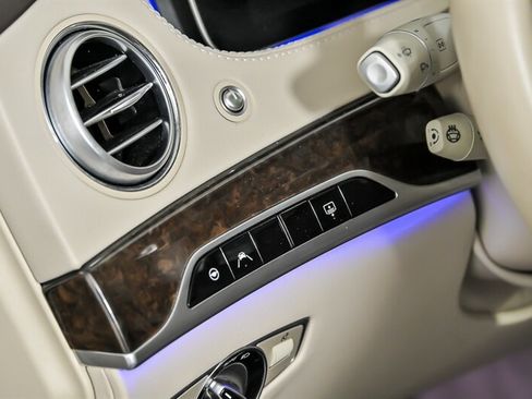 Used 2020 Mercedes-Benz S 560 4MATIC Sedan image 22