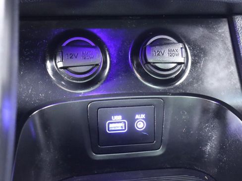 Used 2018 Hyundai Santa Fe SE w/ Cargo Package image 27