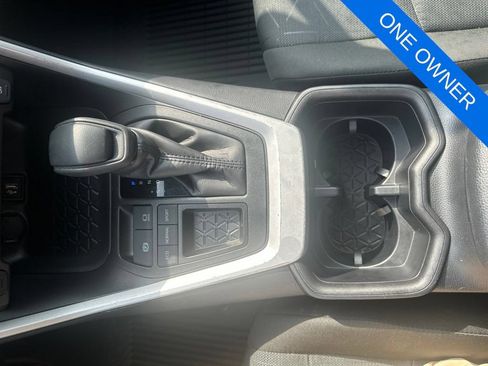 Used 2025 Toyota RAV4 XLE FWD image 18