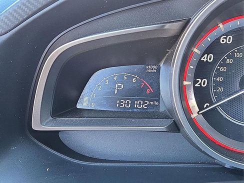 Used 2016 MAZDA MAZDA3 i Sport w/ Preferred Equipment Package image 20