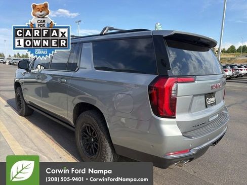 Used 2025 GMC Yukon XL AT4 w/ AT4 Premium Plus Package AWD/4WD image 4