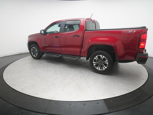 Used 2021 Chevrolet Colorado Z71 w/ Safety Package AWD/4WD image 12