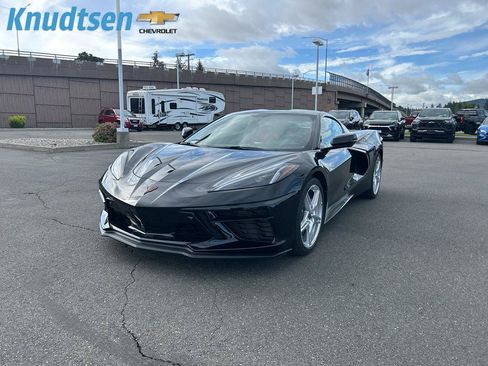 Used 2023 Chevrolet Corvette Stingray Preferred Cpe w/ Battery Protection Package RWD image 3