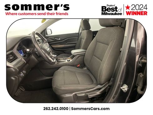 Used 2019 GMC Acadia SLE w/ LPO, Floor Liner Package image 9