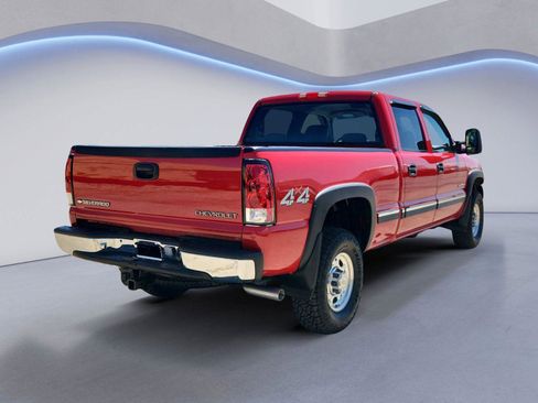 Used 2001 Chevrolet Silverado 2500 LT w/ Off-Road Skid Plate Pkg AWD/4WD image 3