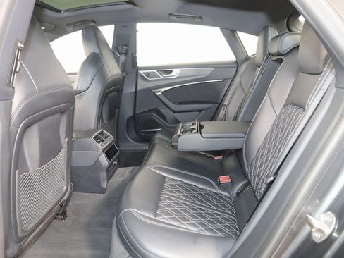 Used 2022 Audi S7 Prestige w/ Prestige Package image 56