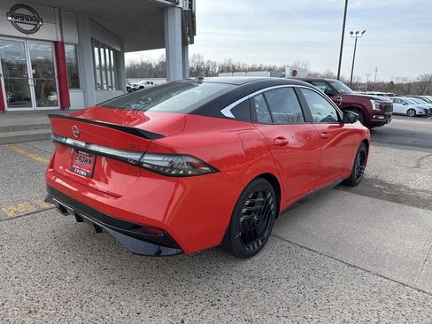 New 2026 Nissan Sentra SR image 4