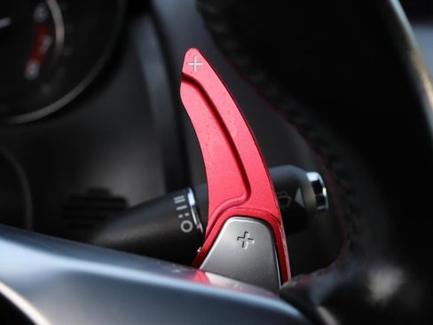 Used 2020 Jaguar F-TYPE Checkered Flag image 24