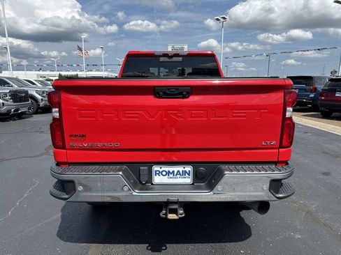 Certified 2020 Chevrolet Silverado 2500 LTZ w/ LTZ Premium Package AWD/4WD image 4