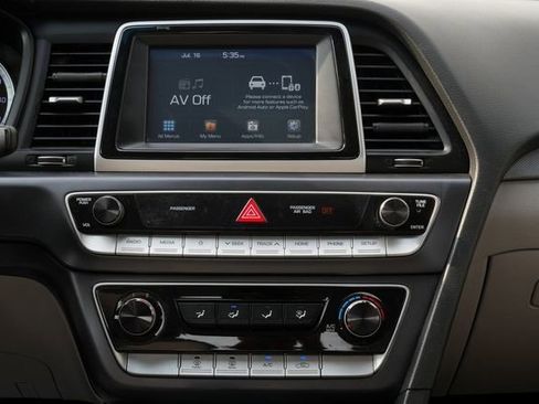 Used 2018 Hyundai Sonata SE image 34