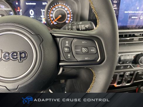 Used 2024 Jeep Wrangler Unlimited Sport AWD/4WD image 23