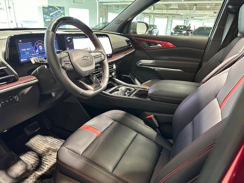 Used 2026 Chevrolet Traverse RS w/ LPO, Floor Liner Package image 7