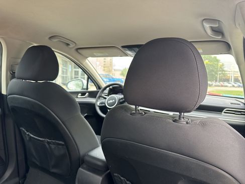 Used 2023 Kia K5 LXS image 10