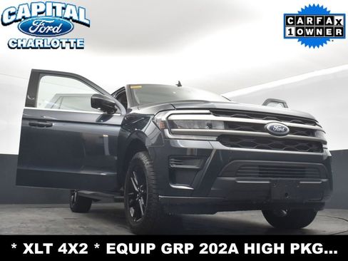 Used 2024 Ford Expedition Max XLT image 36