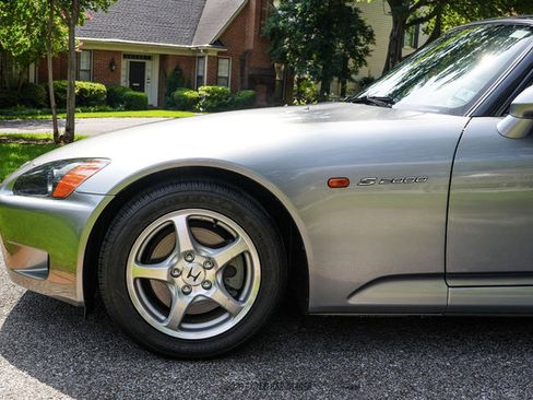 Used 2000 Honda S2000 image 2