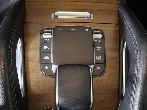 Used 2021 Mercedes-Benz GLE 350 4MATIC image 49