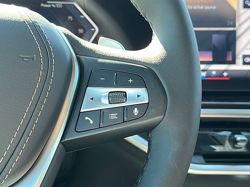 New 2026 BMW X5 sDrive40i w/ Climate Comfort Package image 18