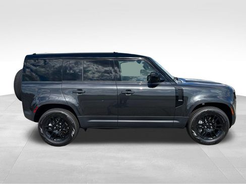 New 2026 Land Rover Defender 110 S AWD/4WD image 6
