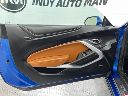 Used 2018 Chevrolet Camaro SS RWD image 14