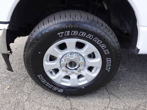 Used 2023 Ford F250 XLT AWD/4WD image 57