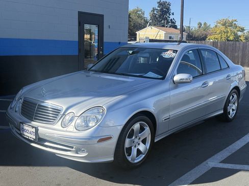 Used 2003 Mercedes-Benz E 320 Sedan image 3