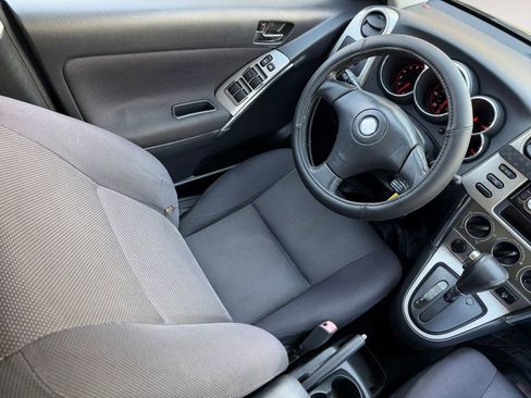 Used 2004 Toyota Matrix image 13