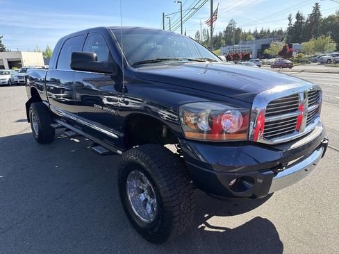 Used 2006 Dodge Ram 2500 Truck Laramie w/ Protection Group AWD/4WD image 9