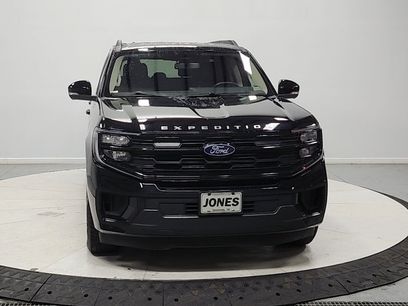 Used 2025 Ford Expedition Active