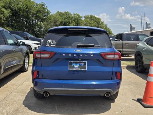 Used 2023 Ford Escape ST-Line w/ Tech Pack #1 FWD image 5
