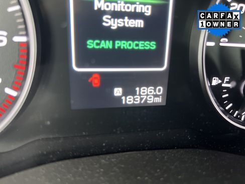 Used 2025 Subaru Ascent Limited AWD/4WD image 6