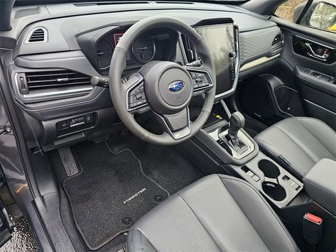 Certified 2025 Subaru Forester Limited image 20