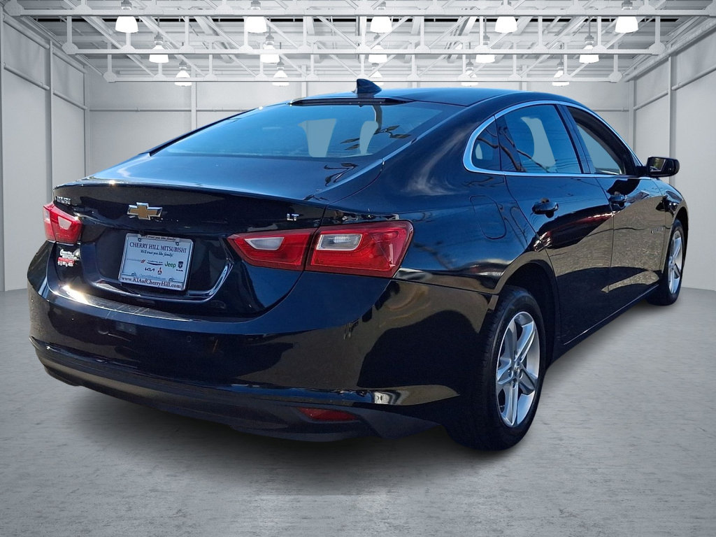 Used 2024 Chevrolet Malibu LT FWD image 9