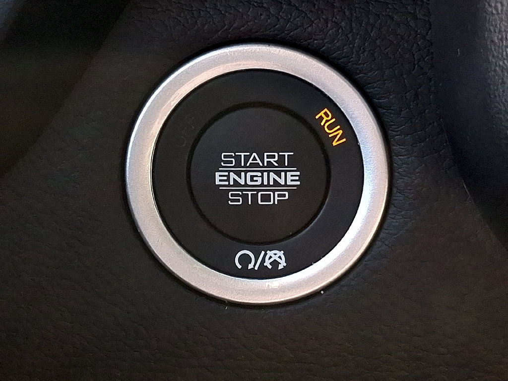 Used 2026 RAM 1500 Laramie AWD/4WD image 22