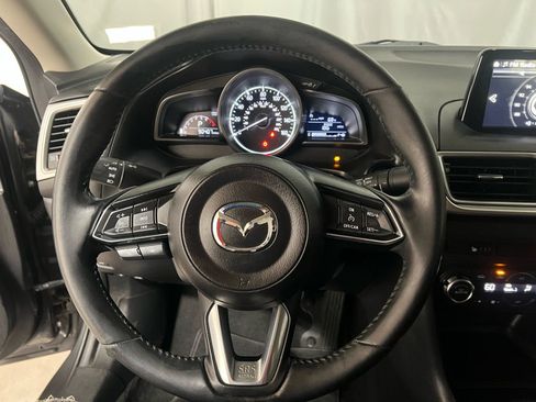 Used 2017 MAZDA MAZDA3 Touring image 20