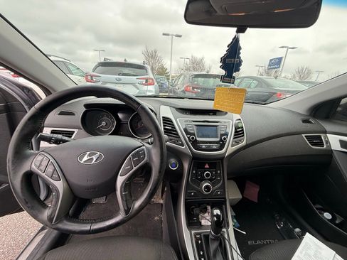 Used 2016 Hyundai Elantra Value Edition image 10
