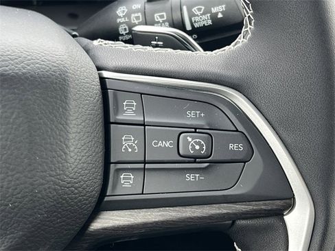 New 2025 Jeep Grand Cherokee Limited w/ Trailer Tow Package image 19