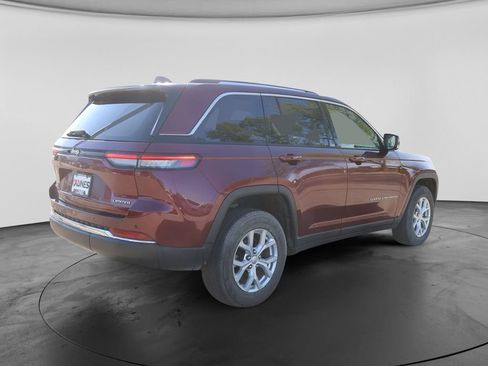 Used 2023 Jeep Grand Cherokee Limited AWD/4WD image 11