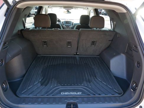 Used 2024 Chevrolet Equinox LT AWD/4WD image 10
