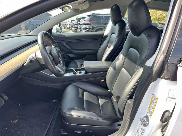 Used 2018 Tesla Model 3 Long Range RWD image 14