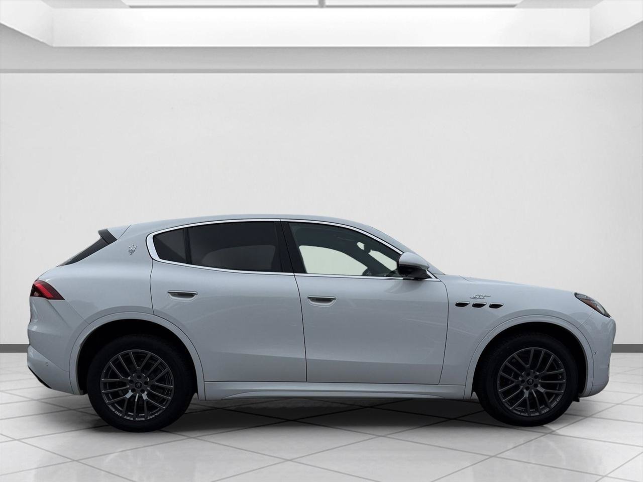 Used 2023 Maserati Grecale GT AWD/4WD image 6