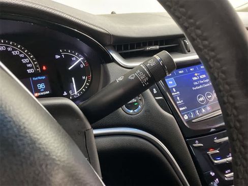 Used 2018 Cadillac XTS Luxury image 23