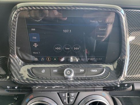 Used 2020 Chevrolet Camaro SS RWD image 5