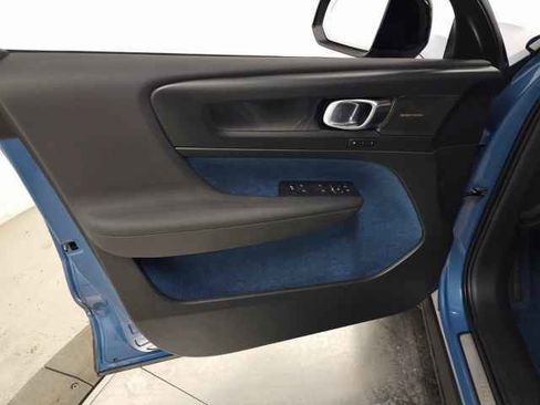 Certified 2023 Volvo XC40 Recharge Ultimate w/ Protection Package Premier image 16