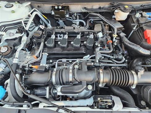 Used 2022 Honda Accord Sport image 9