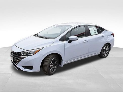 New 2025 Nissan Versa SV w/ Trunk Package FWD image 4