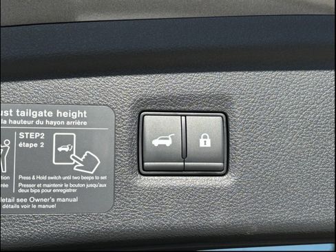 New 2025 INFINITI QX50 Pure image 7