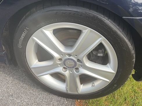 Used 2011 Mercedes-Benz C 300 4MATIC Sedan image 15