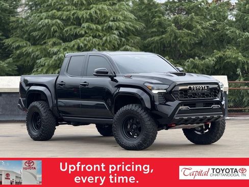 Used 2025 Toyota Tacoma TRD Pro image 1