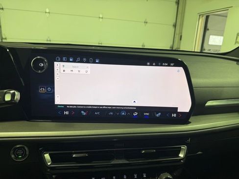 Certified 2025 Chevrolet Traverse LT image 20